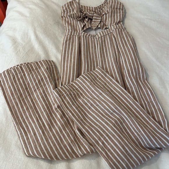 A&F Romper - Picture 2 of 2